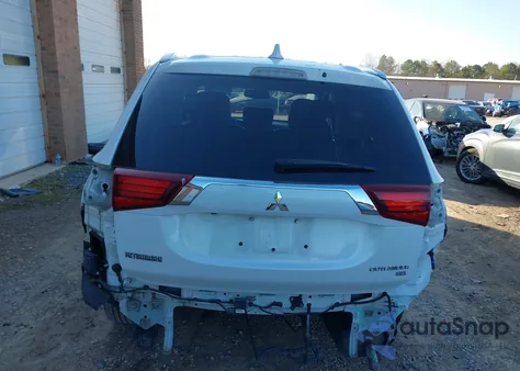 2017 Mitsubishi Outlander Se/Sel z USA, uszkodzony, nr VIN JA4AD3A34HZ016514